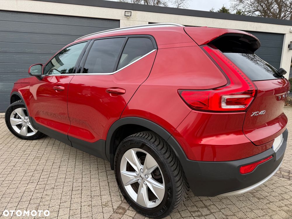 Volvo XC 40 B3 B DKG Plus Dark - 20