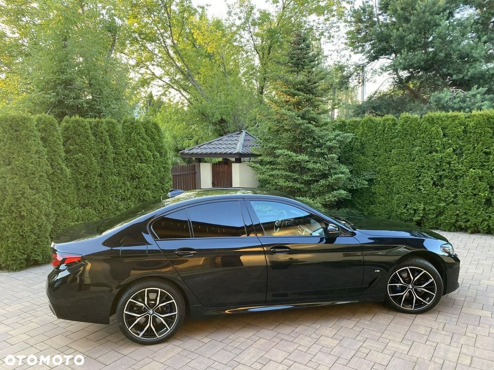 BMW Seria 5 530i GPF xDrive Sport - 10
