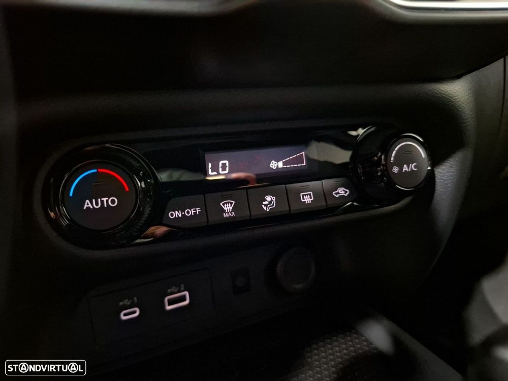 Nissan Juke 1.0 DIG-T N-Connecta DCT — fotografia 19