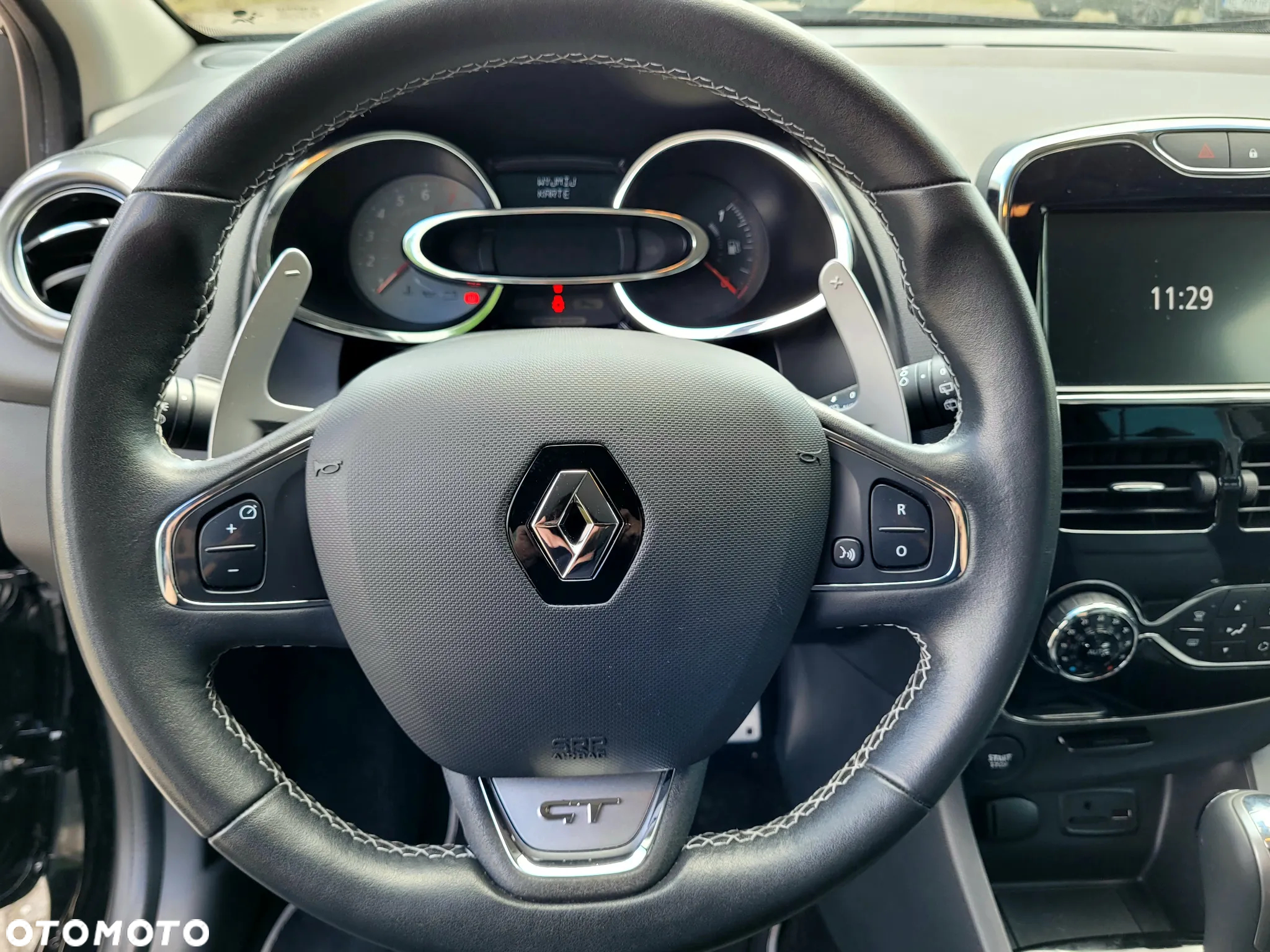 Renault Clio TCe 120 EDC GT - 24