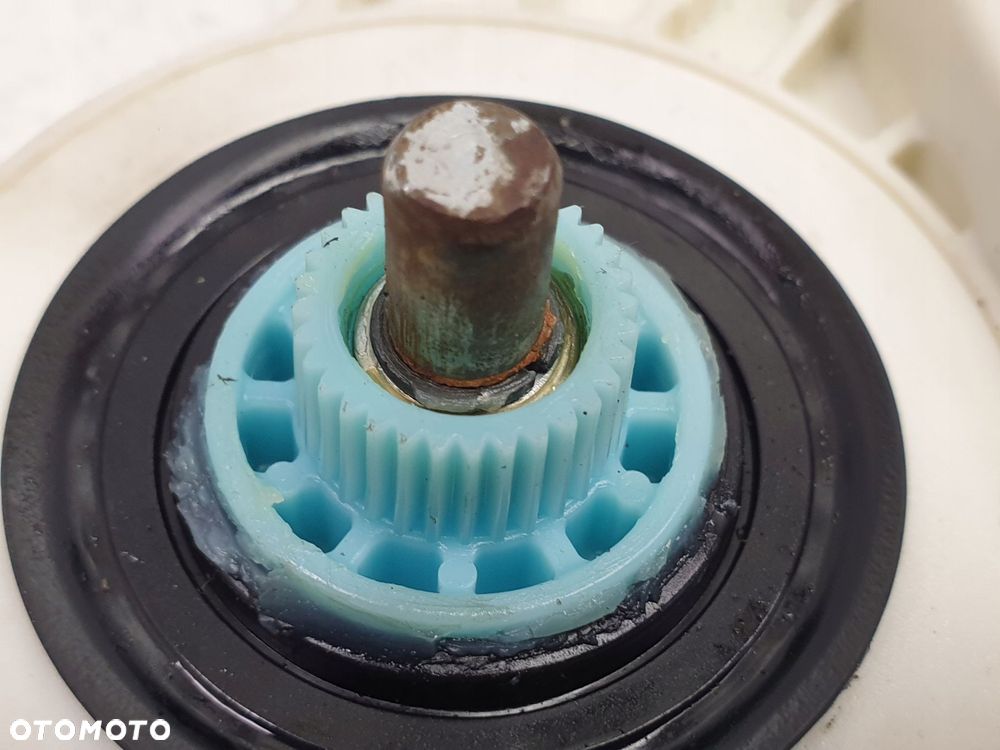 Audi A4 B8 SILNICZEK SZYBY Prawy przód 8K0959812 - 2