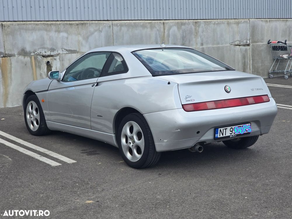 Alfa Romeo GTV - 4