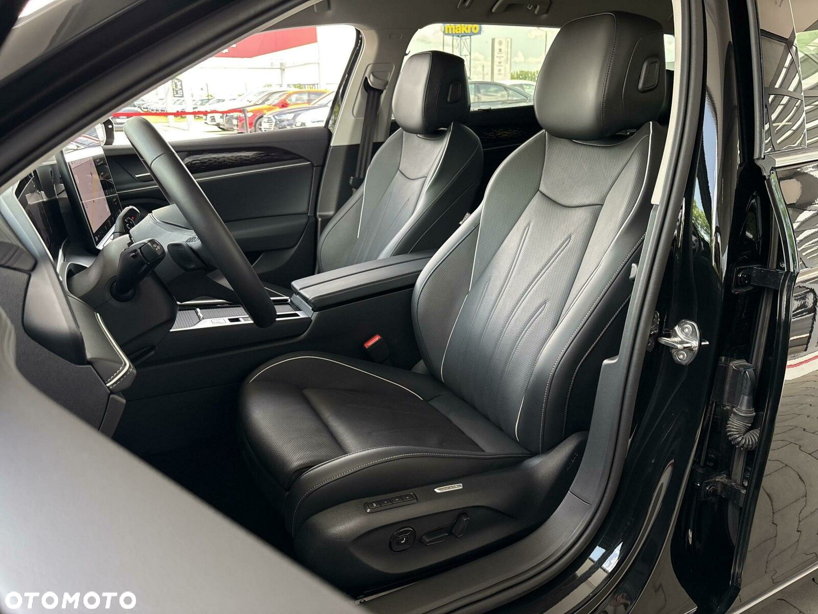 Volkswagen Passat - 15