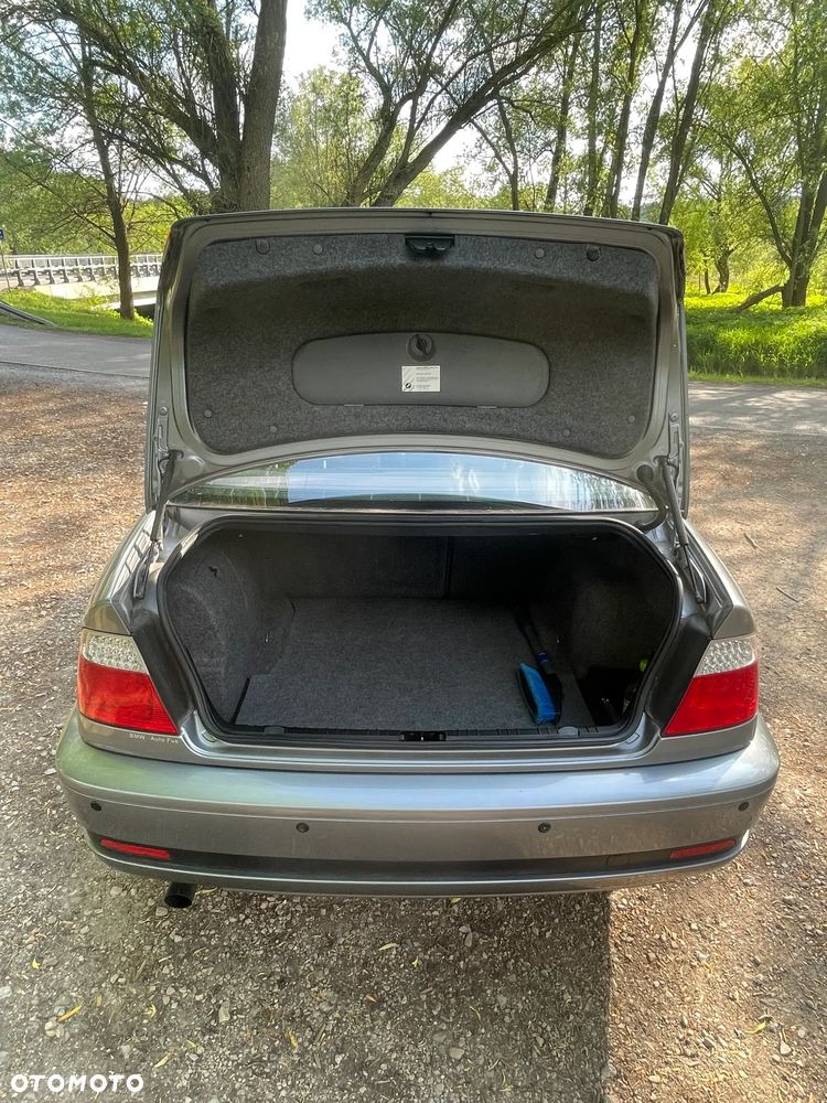 BMW Seria 3 318Ci - 10