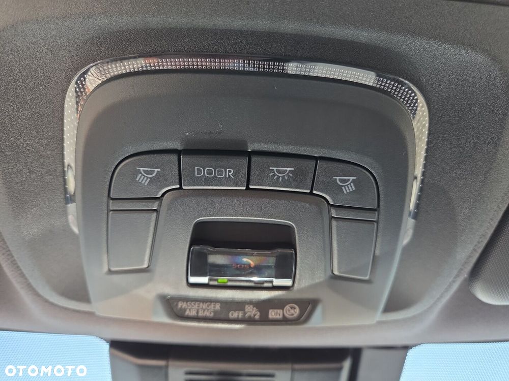 Toyota Corolla 1.8 Hybrid Style - 25