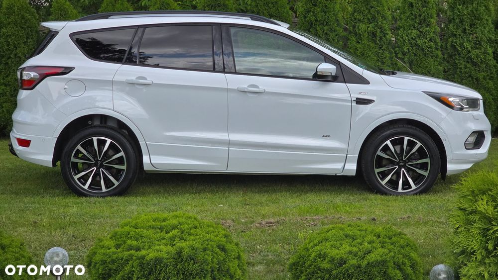 Ford Kuga 2.0 TDCi 4x4 ST-Line - 4