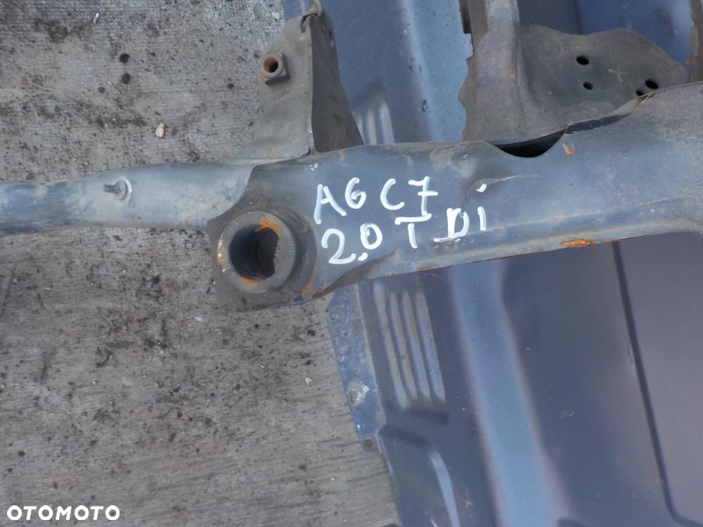 AUDI A6 C7 2.0 TDI WÓZEK SANKI PRZÓD - 2