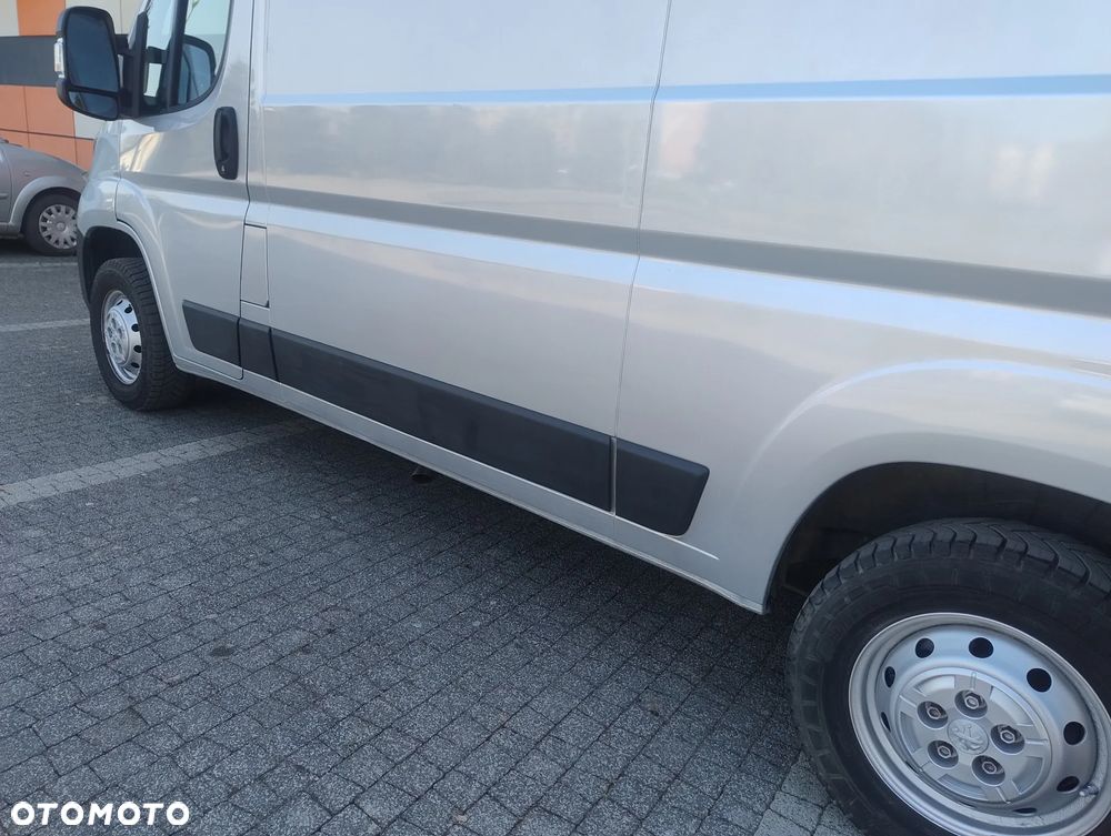 Peugeot BOXER PO LIFTINGU 2.0 HDI (130KM) 6-BIEGÓW (L2H2) STAN SUPER IDEALNY KLIMA FULL OPCJA NIE MA RDZY 100% ORYGINAŁ KM SERWIS ! ! ! - 29