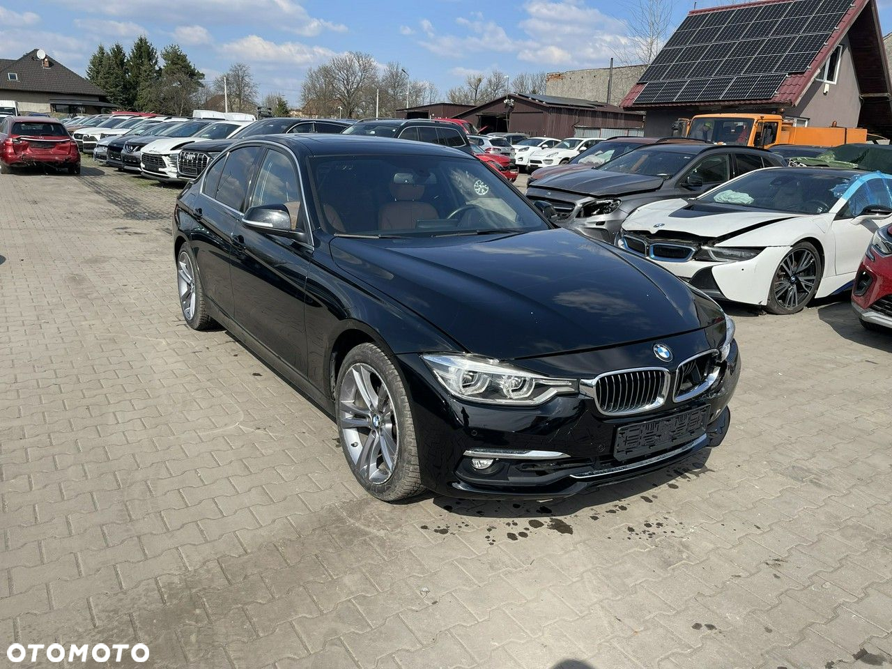 BMW Seria 3 330i sport - 3