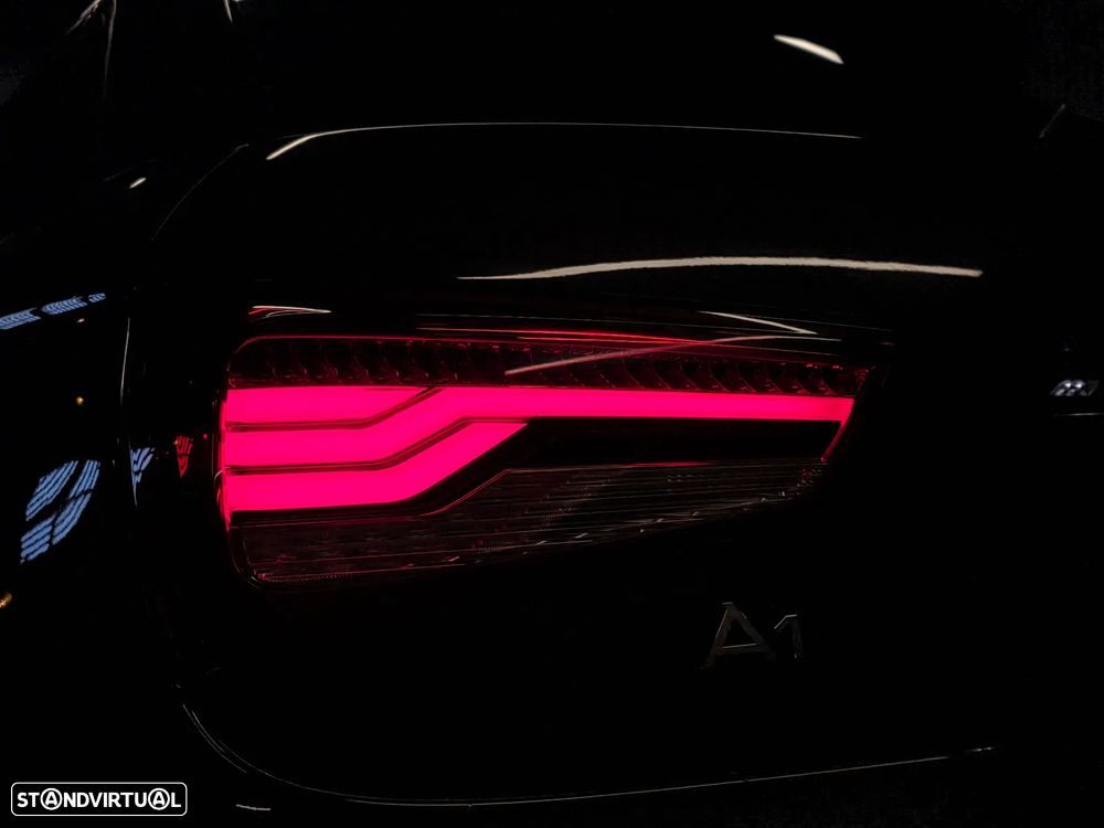 Audi A1 Sportback 1.6 TDI S-line - 45