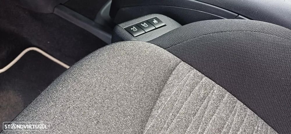 Citroën Grand C4 Spacetourer - 19