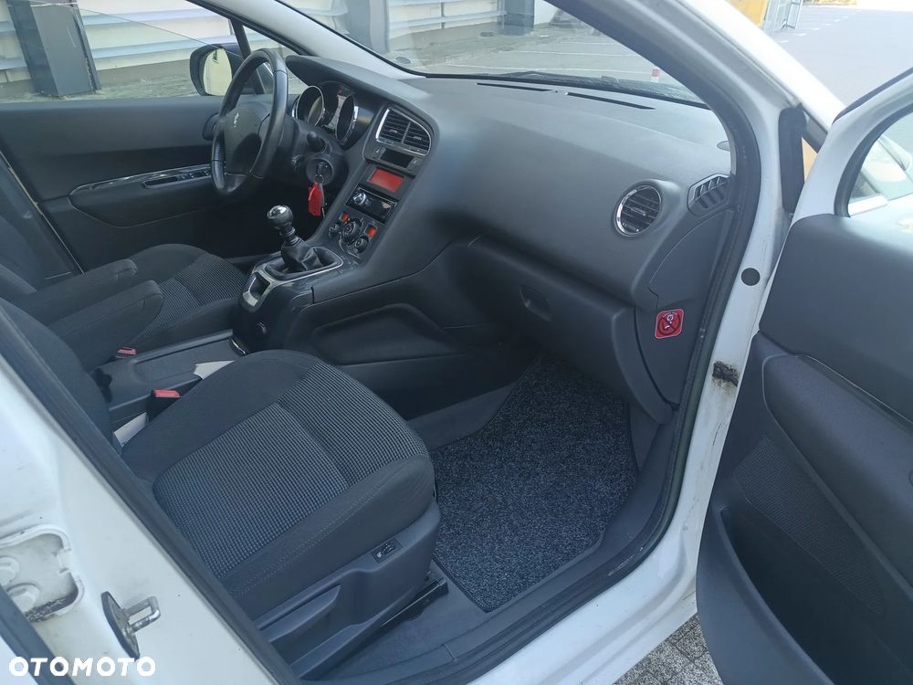 Peugeot 5008 HDI FAP 150 Active - 14