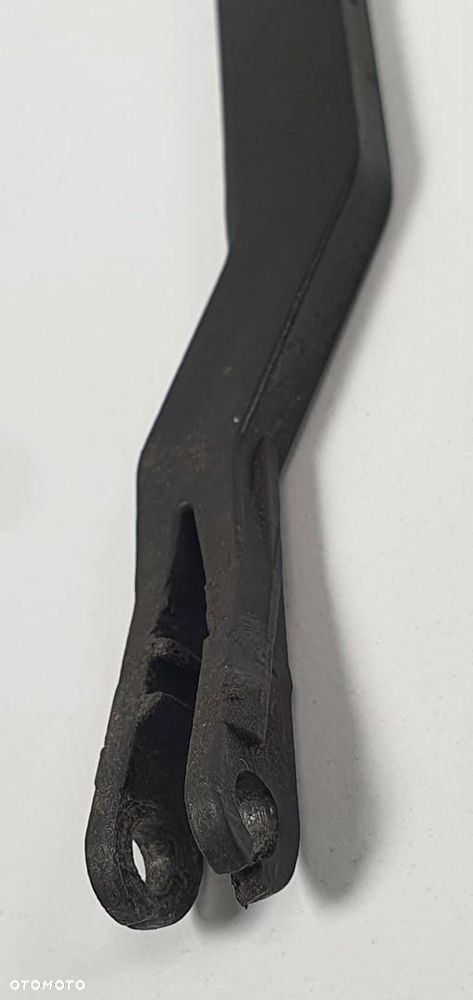 CIĘGNO UCHWYT MASKI VW PASSAT B5 3B0823593 - 3