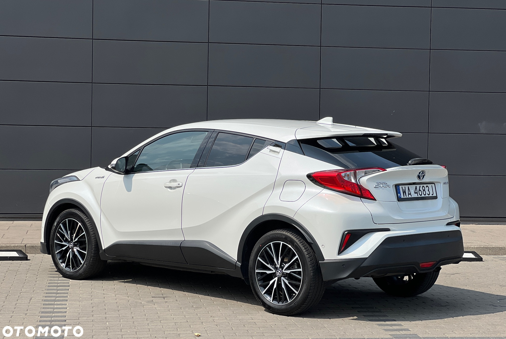 Toyota C-HR 1.8 Hybrid Prestige - 13