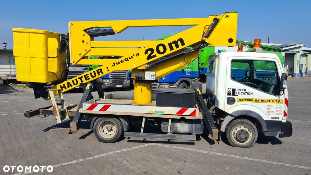 Nissan CABSTAR NT400 - 5