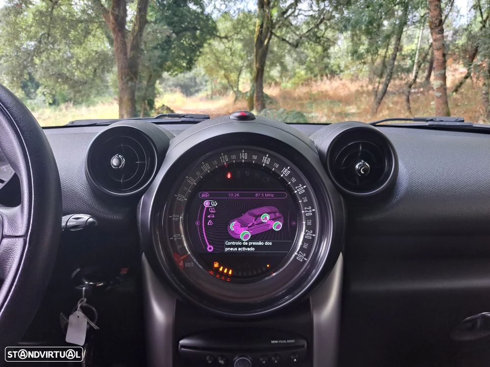 MINI Countryman Cooper D - 21