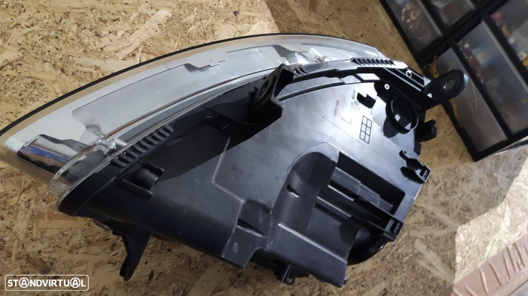 farol esquerdo Halógenio Audi A6 4F - 6