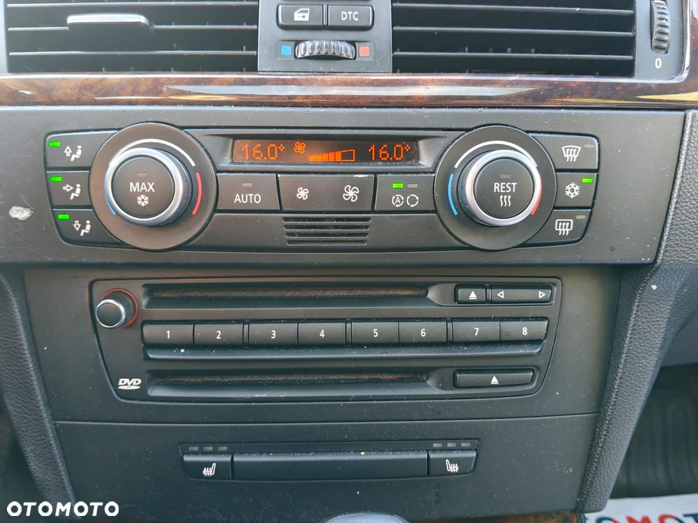 BMW Seria 3 320i - 16