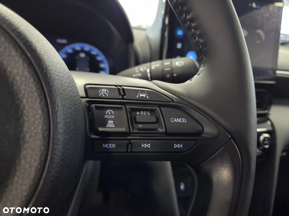 Toyota Yaris Cross Hybrid 1.5 Executive - 17