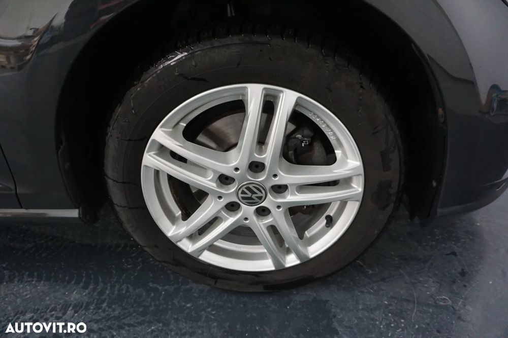 Volkswagen Golf 1.6 TDI Trendline - 11