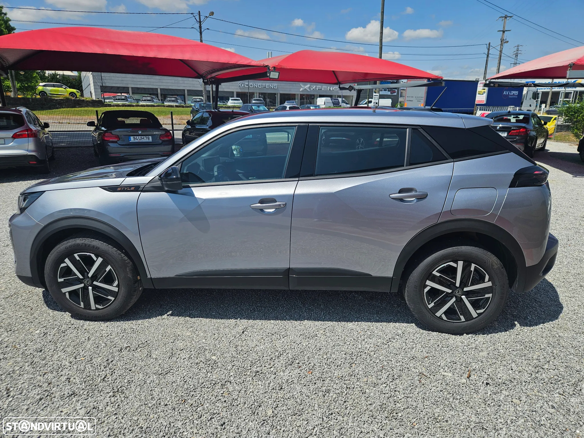 Peugeot 2008 1.2 Style - 9