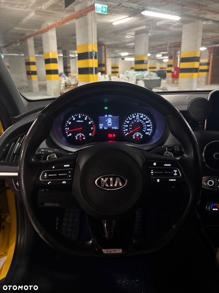 Kia Stinger - 20