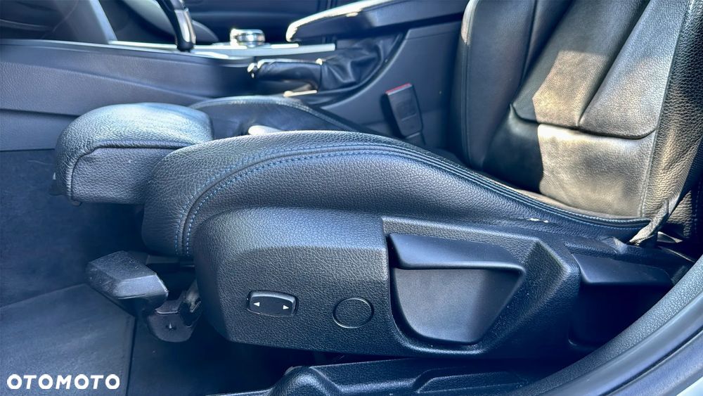 BMW Seria 3 318d Edition M Sport Shadow - 27
