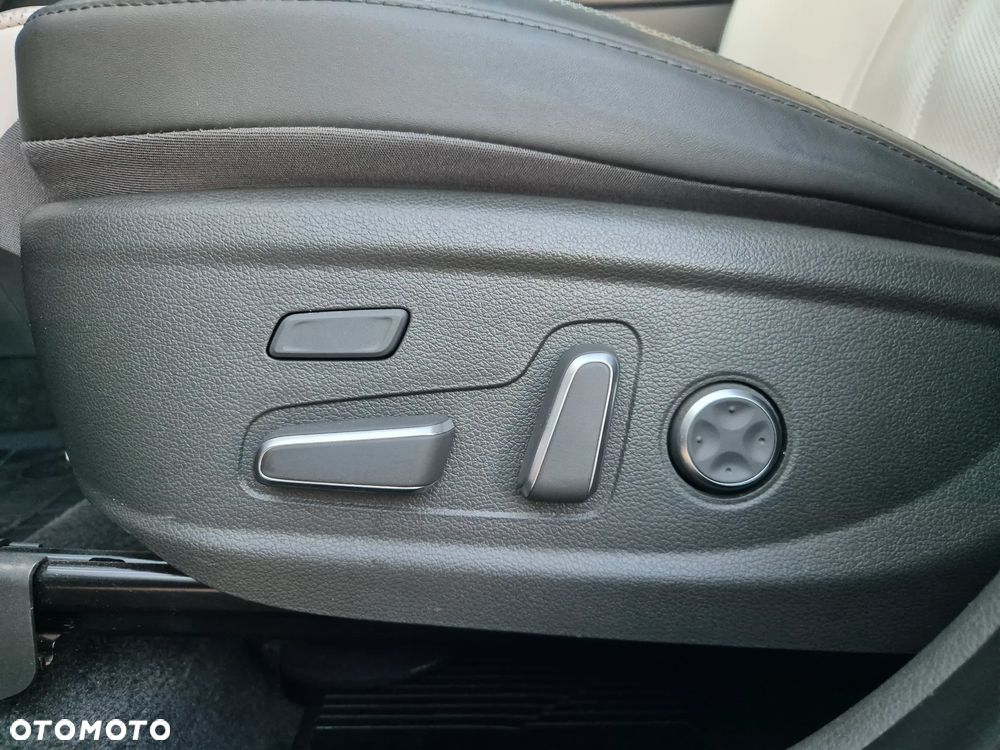 Hyundai Santa Fe - 11