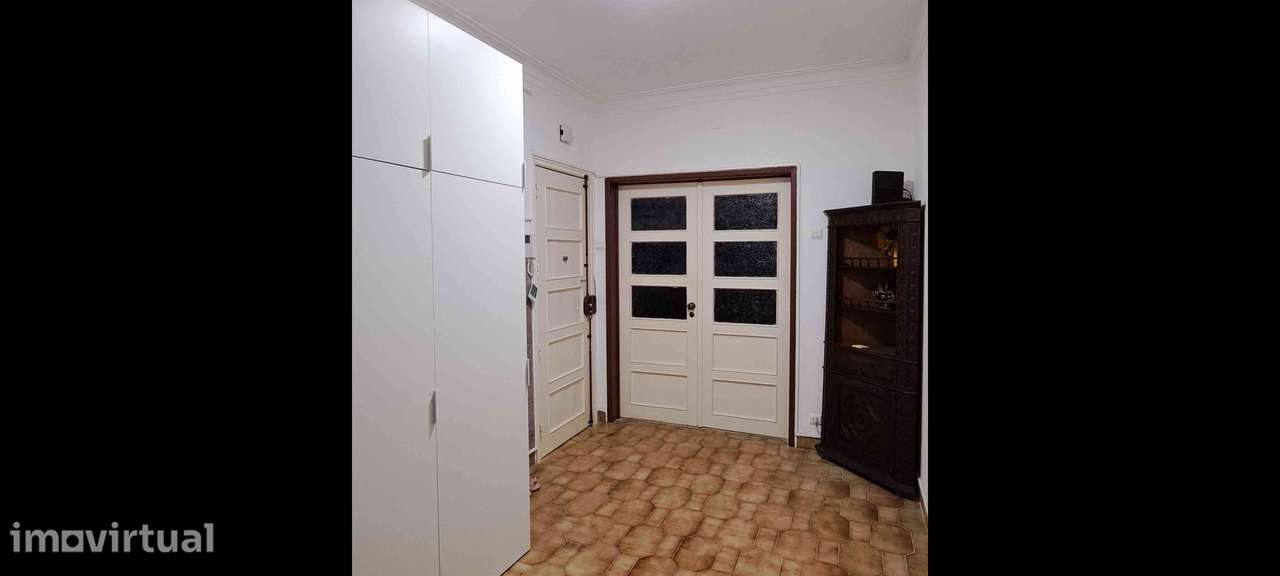 Apartamento Sete Rios com Logradouro junto ao Jardim Zoológico - Grande imagem: 3/22
