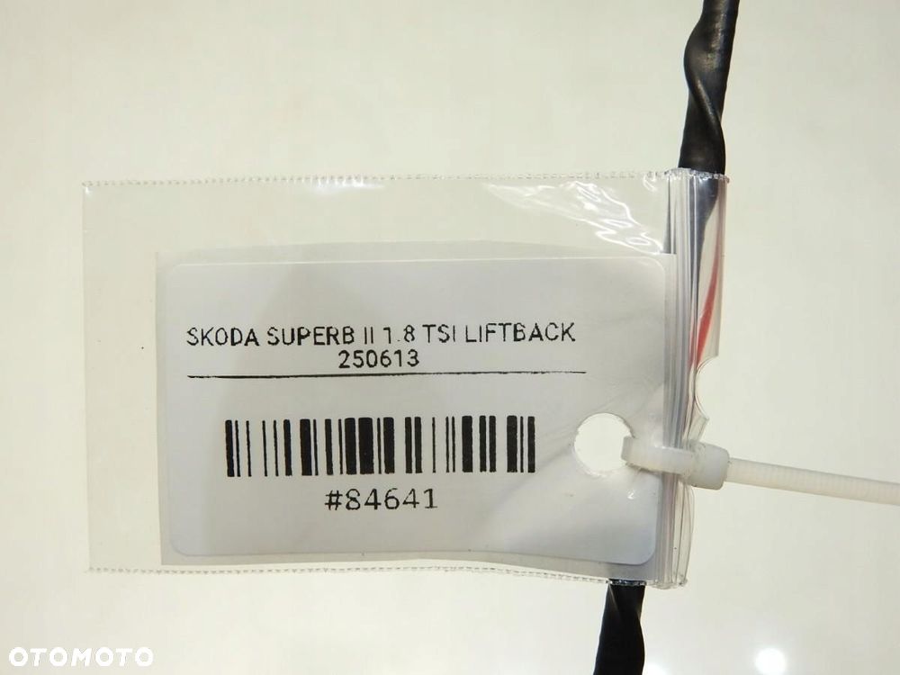 ANTENA DACHOWA SKODA SUPERB II LIFTBACK 1K0035501 - 4