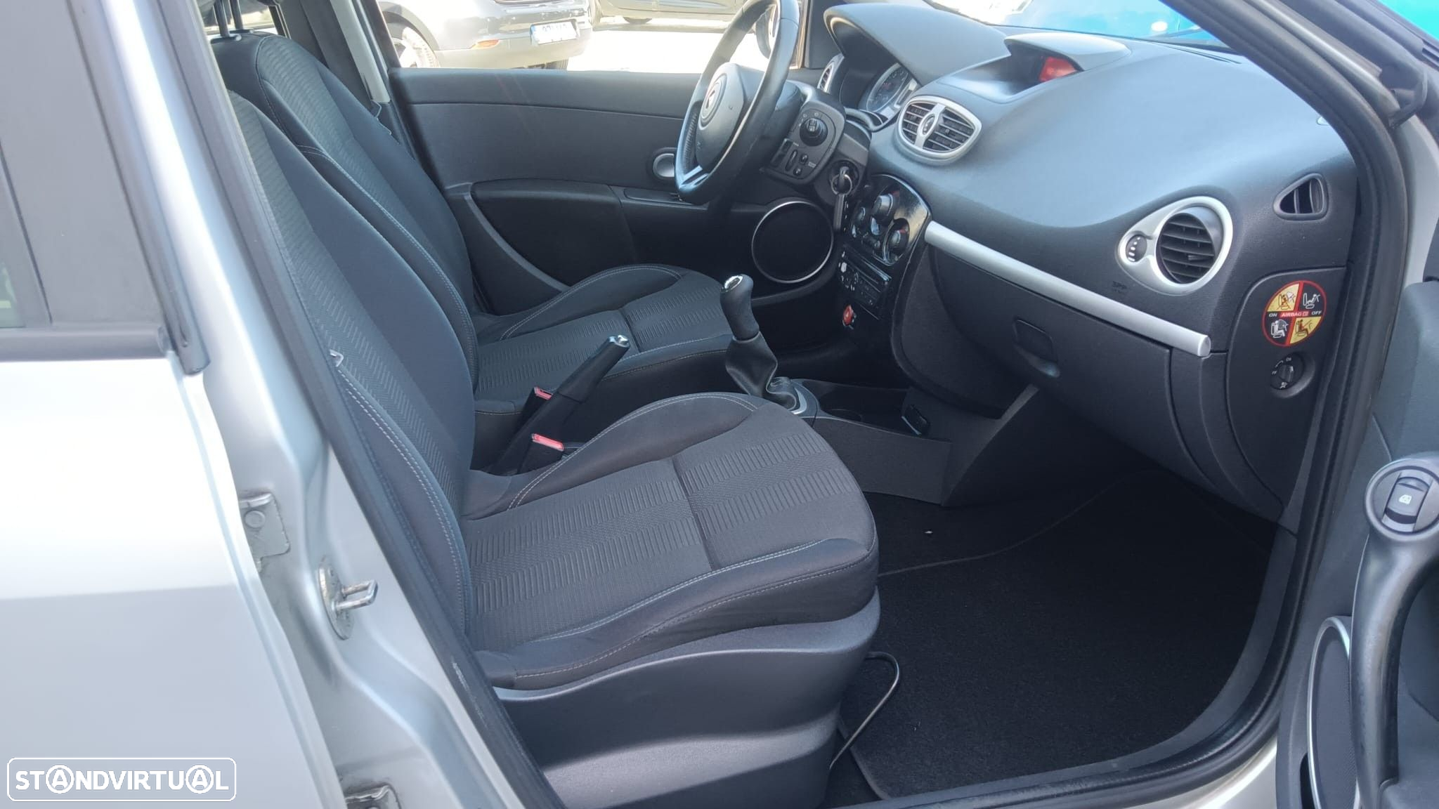 Renault Clio Break 1.5 dCi Confort - 8