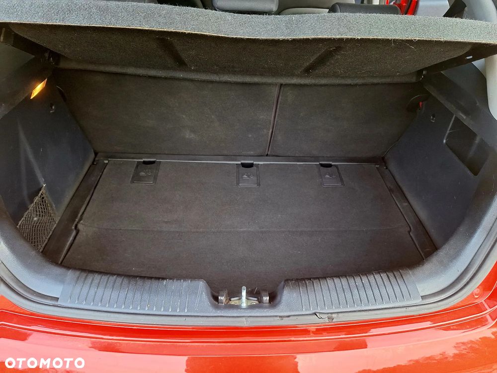 Kia Rio 1.2 Dream Team Edition - 16