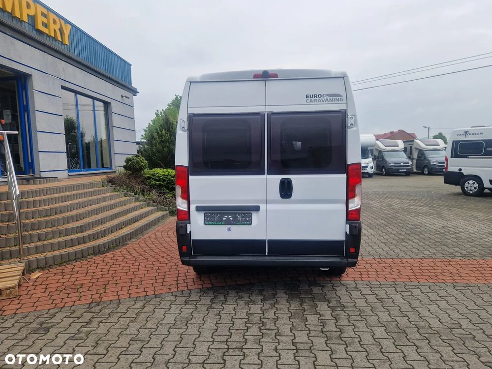 KNAUS VanTourer 600L Łóżko 195x190 Automat  4 osobowy FV23% - 9