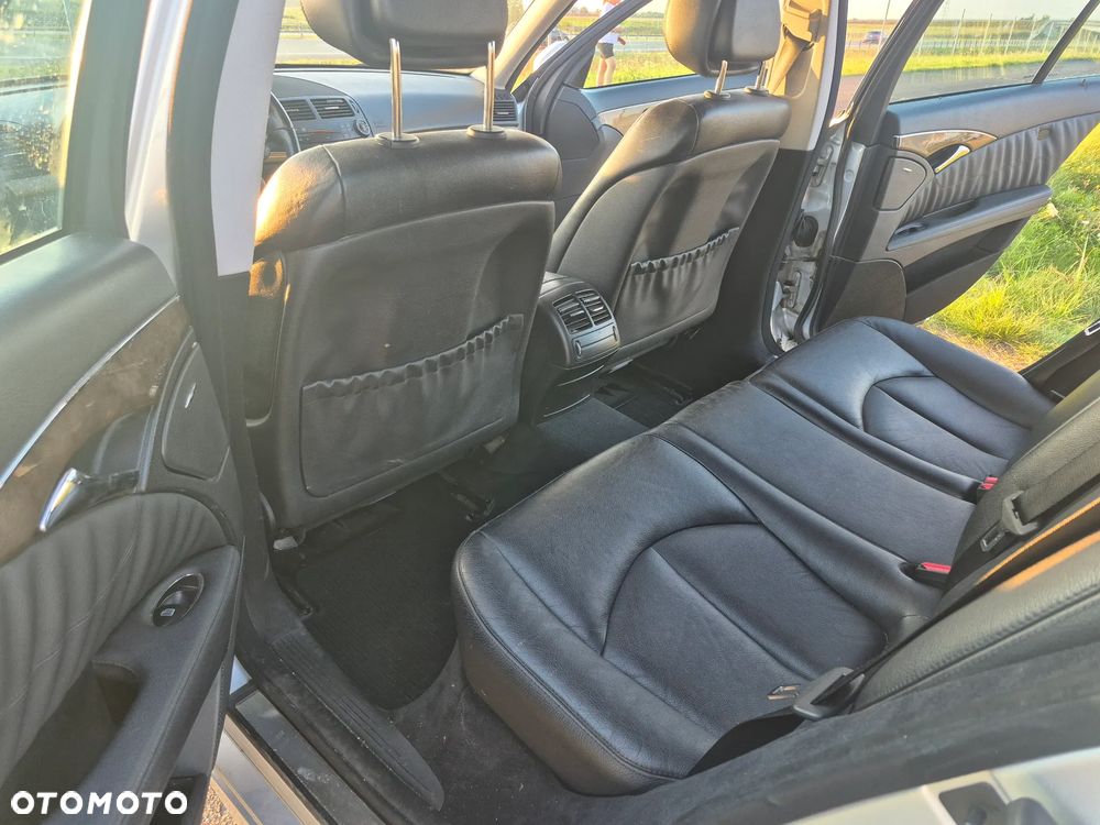 Mercedes-Benz Klasa E 320 CDI 7G-TRONIC Avantgarde - 15