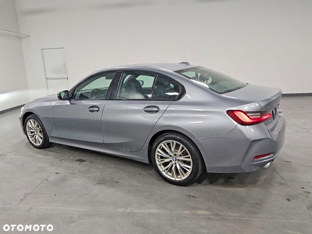 BMW Seria 3 330i M Sport sport - 3