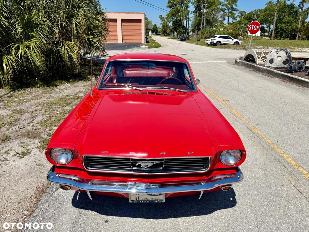 Ford Mustang - 9