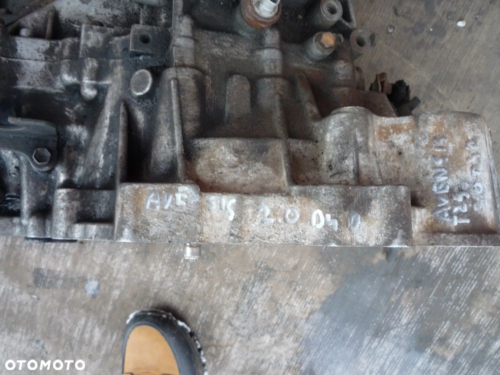 TOYOTA AVENSIS T25 2.0 D4D SKRZYNIA BIEGÓW 5PK - 4