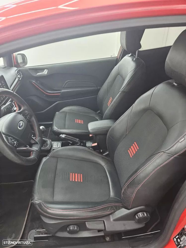 Ford Fiesta 1.0 EcoBoost ST-Line - 12