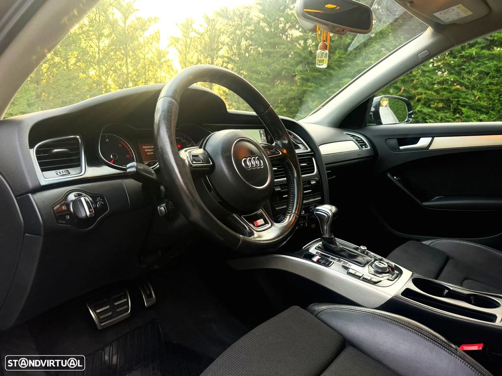 Audi A4 2.0 TDI S-line S tronic - 16