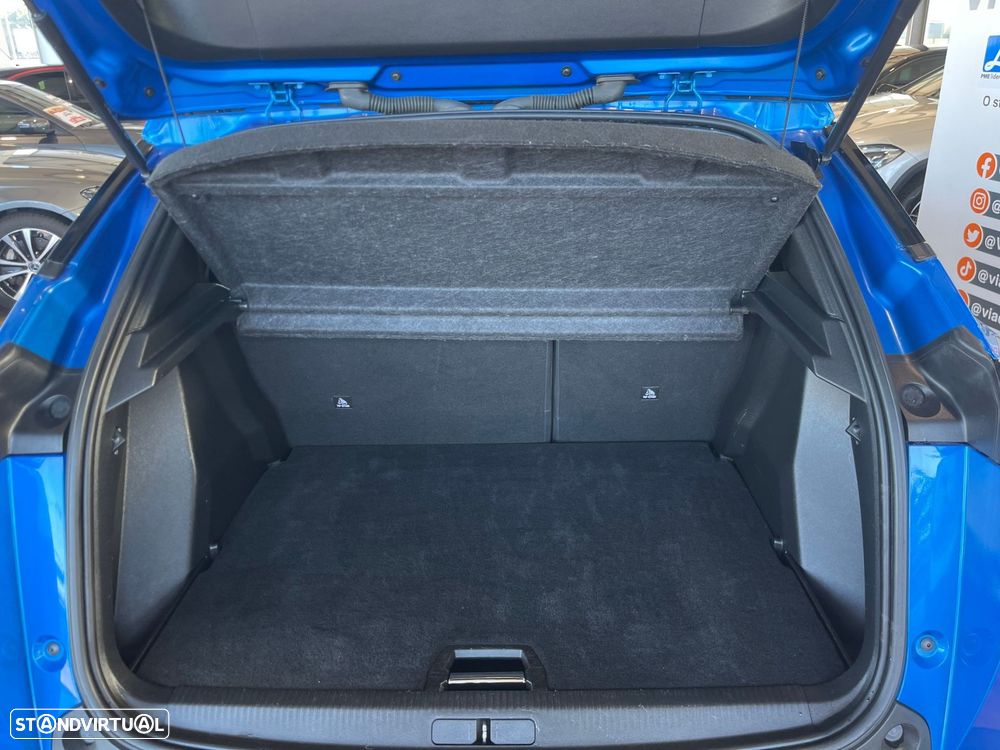 Peugeot 2008 1.2 PureTech Allure Pack - 28