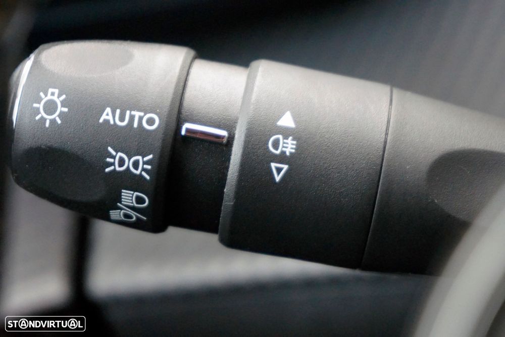 Peugeot 208 1.2 PureTech GT Line - 19