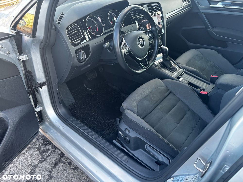 Volkswagen Golf 2.0 TDI SCR DSG Highline - 22