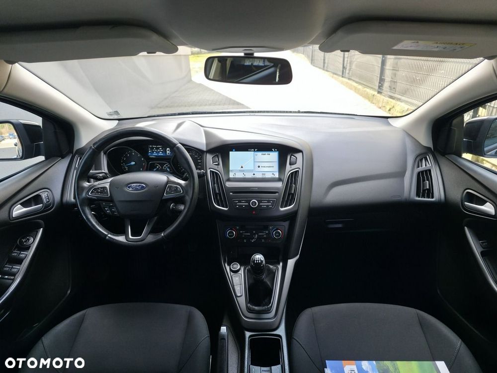 Ford Focus - 11