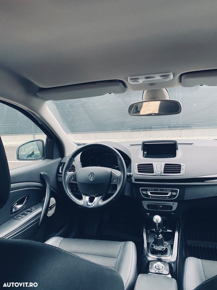 Renault Megane ENERGY dCi 130 Start & Stop Bose Edition - 8