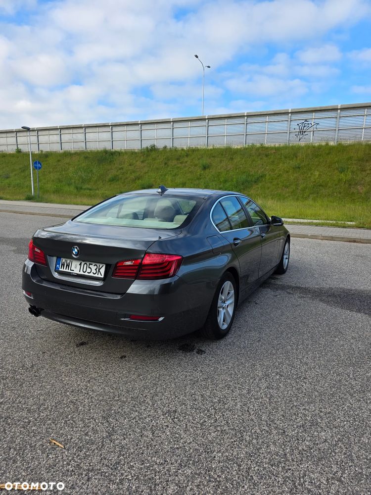 BMW Seria 5 530d xDrive - 3