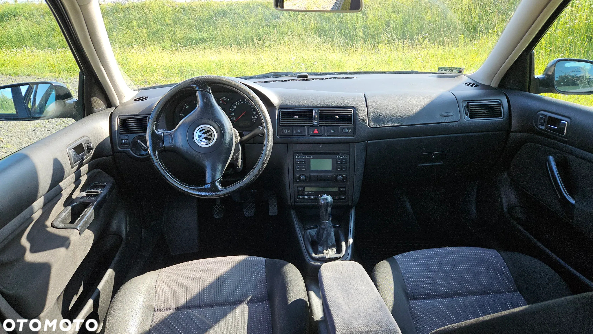 Volkswagen Golf - 12
