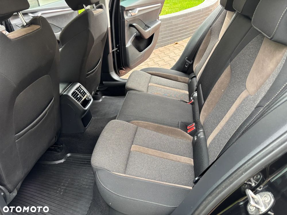 Skoda Octavia 1.5 TSI ACT Scout - 27