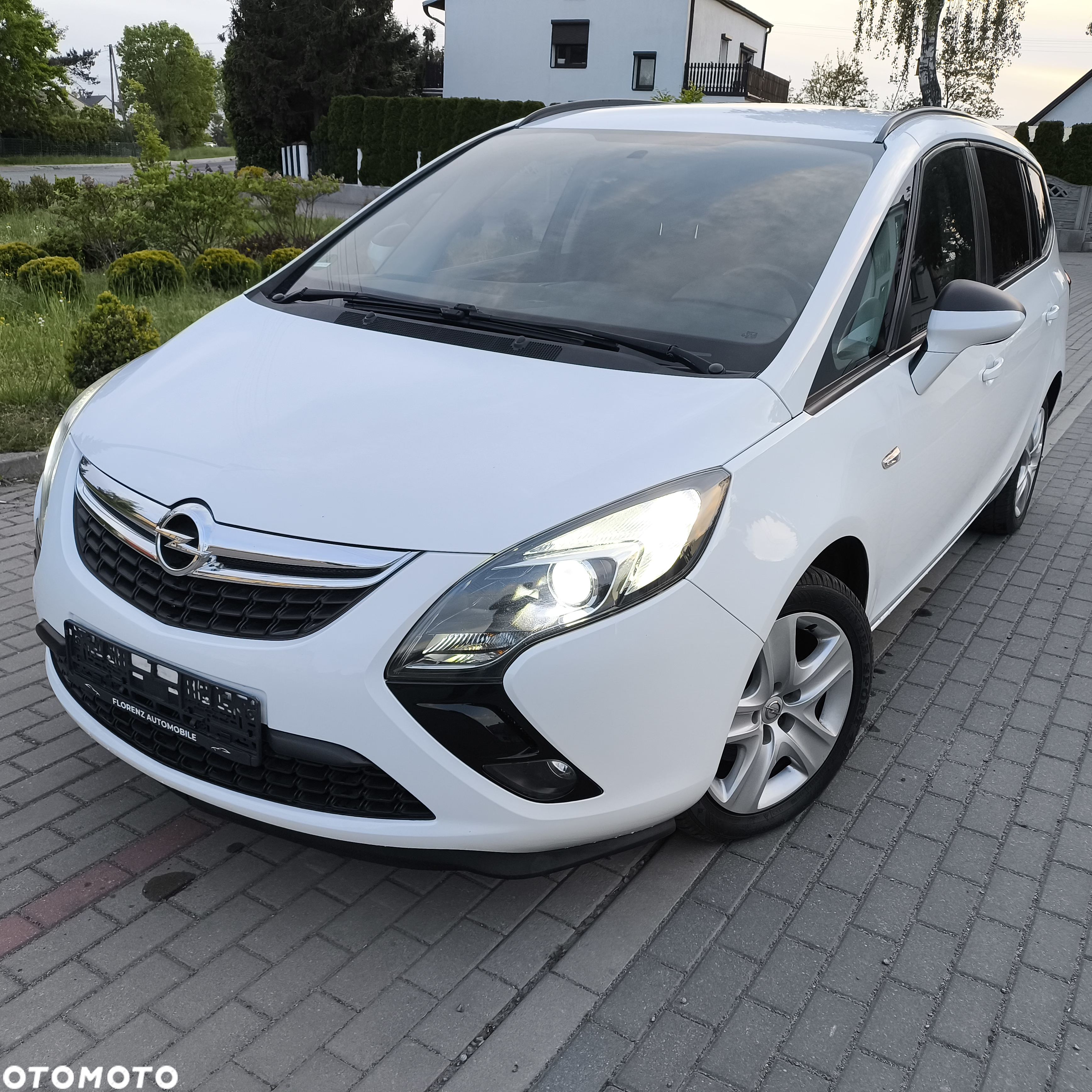 Opel Zafira 1.4 T Elite - 1