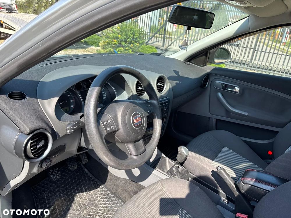 Seat Ibiza 1.2 12V Reference - 15