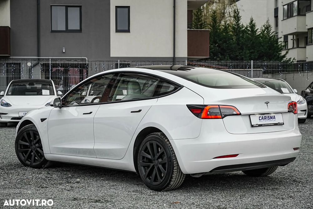 Tesla Model 3 Standard Reichweite Plus Hinterradantrieb - 7